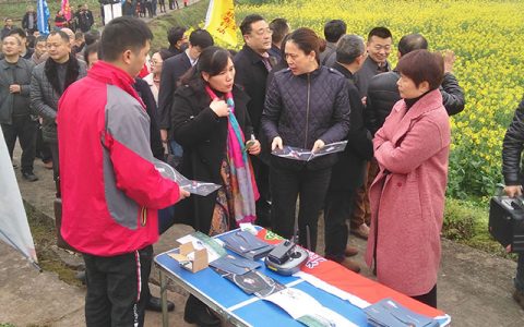 備春耕，植保無(wú)人機(jī)田間地頭顯身手