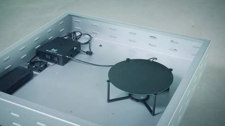 WiBotic無人機(jī)無線充電裝置插圖 WiBotic無人機(jī)無線充電裝置