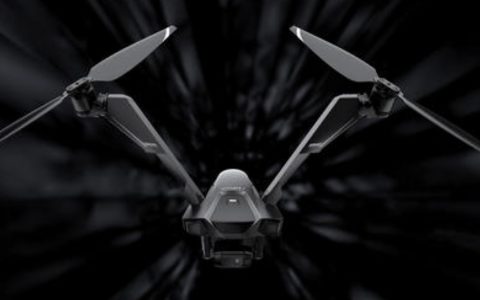 無人機駕駛員月薪上萬_入行門檻高嗎？