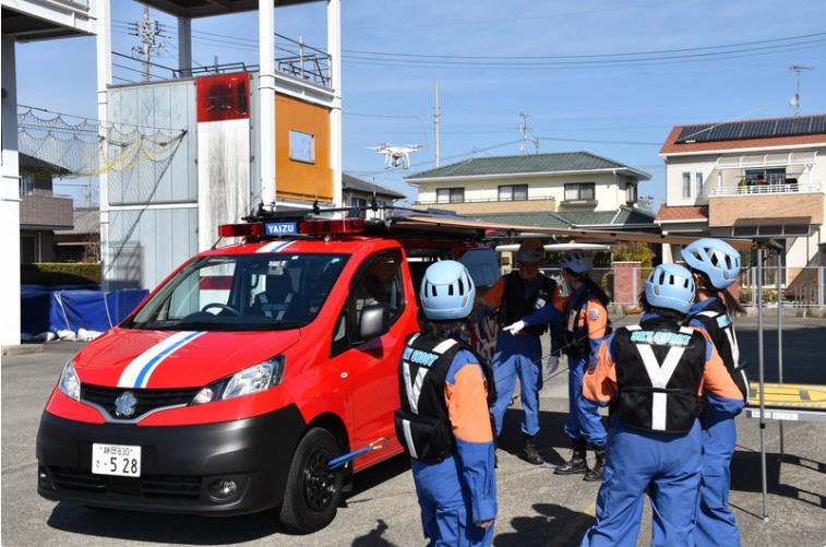 日本首輛配備無人機(jī)停機(jī)坪的消防應(yīng)急指揮車插圖 日本首輛配備無人機(jī)停機(jī)坪的消防應(yīng)急指揮車