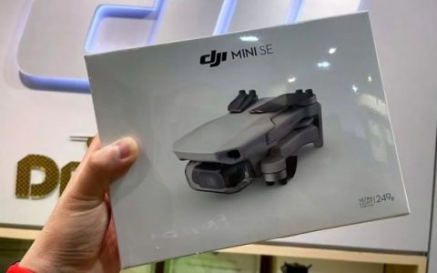 大疆初學入門級無人機推薦（大疆2000元以內無人機--Mini SE ）