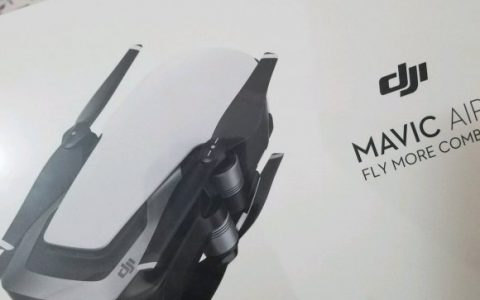 御air遙控器怎么充電?。ù蠼疅o人機遙控器充電圖文視頻教程）