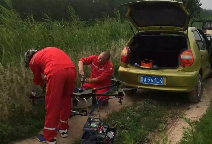 無人機(jī)噴灑的成本到底有多少？（降低植保成本的方法）