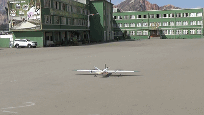 傲勢無人機(jī):“天空之境”的安全衛(wèi)士插圖4 傲勢無人機(jī):用高科技打造更加安全的玻利維亞
