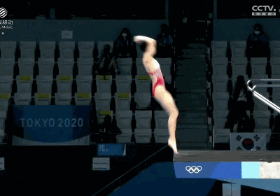 歷史首次！14歲全紅嬋3跳滿分奪金