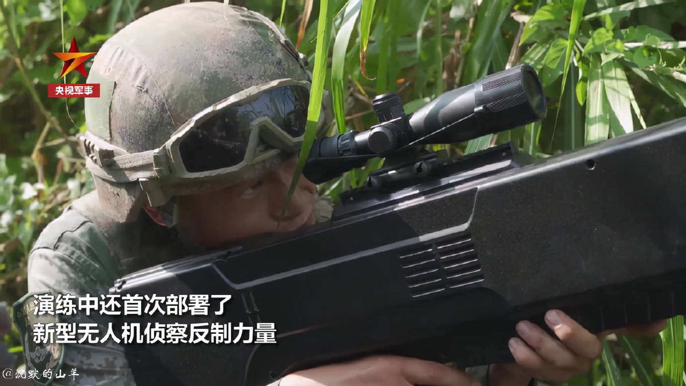 一招秒殺無人機！解放軍反無人機新高度：單兵定向能“大炮”登場