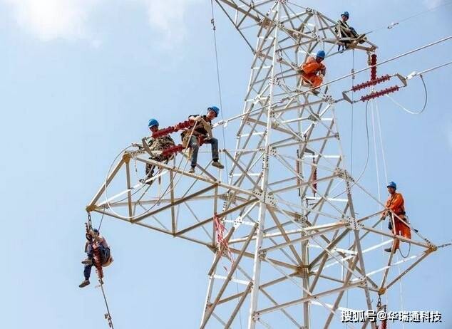 點(diǎn)擊放大 廣東電科院電力巡檢機(jī)器人(變電站智能巡檢機(jī)器人)