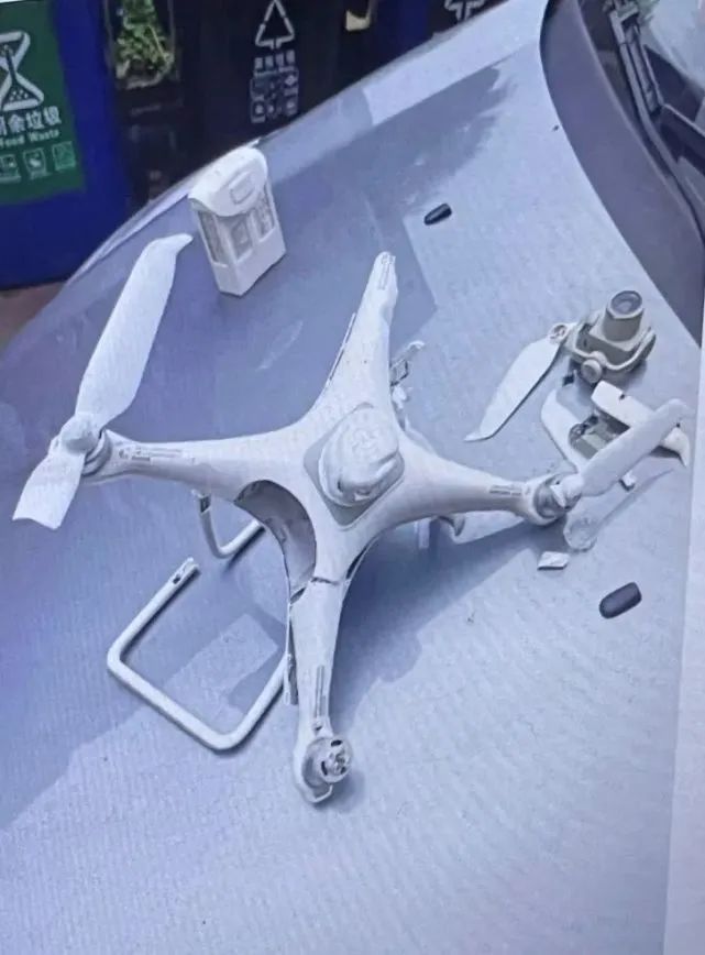 汽車碾壓無人機(jī)怎么判(交警給出了這樣的回答)插圖1 圖片