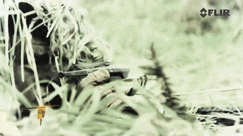 美軍又嘚瑟：最小的軍用無(wú)人機(jī)，上百萬(wàn)元，中國(guó)廠商看后笑而不語(yǔ)
