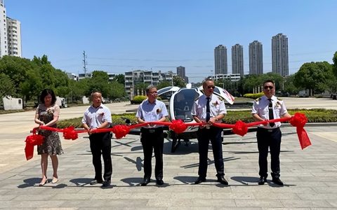 有沒(méi)有可以載人的無(wú)人機(jī)（中國(guó)首款城市共享智能載人無(wú)人機(jī)）