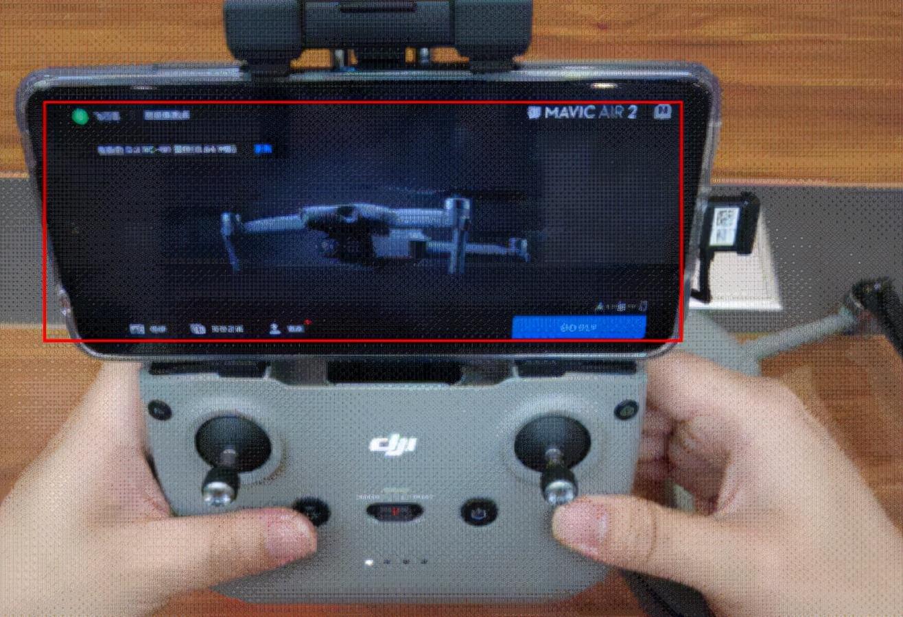 新手教程:大疆無人機和遙控器的開機方式插圖2 新手教程:大疆無人機和遙控器的開機方式
